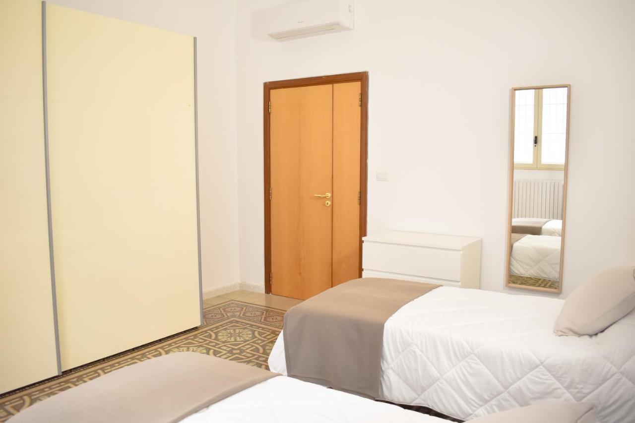 Your Home, In The Center Of バーリ エクステリア 写真
